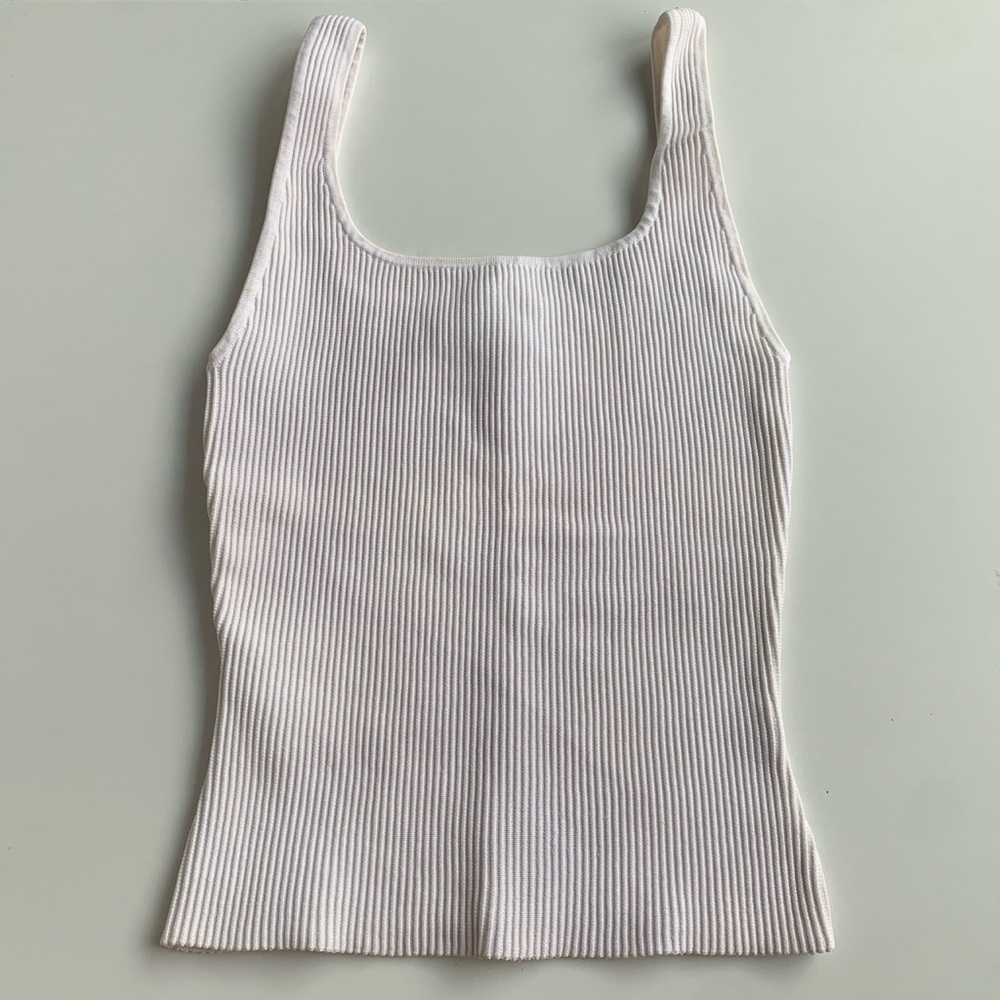 Aritzia Sculpt Knit tank White